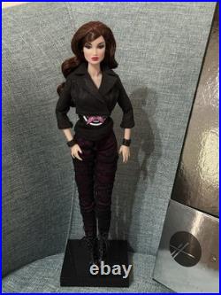 Integrity Fashion Royalty 2011 CITY GIRL IMOGEN 12 IT DIRECT Nu. Face Doll LE300