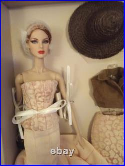 Integrity Fashion Royalty Agnes Von Weiss High Visibility Mini-Giftset-NRFB Shpr