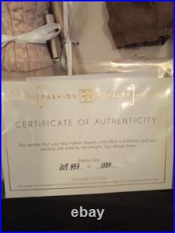 Integrity Fashion Royalty Agnes Von Weiss High Visibility Mini-Giftset-NRFB Shpr