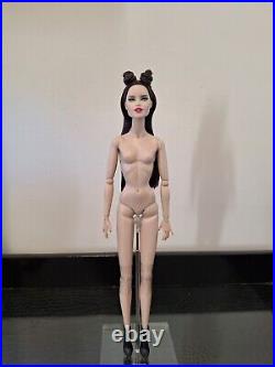 Integrity Fashion Royalty Dolls Collectio! Nude Doll Only