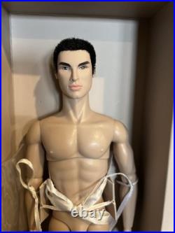Integrity Fashion Royalty Dolls! The 2015 Toy Convention! Nigel North!