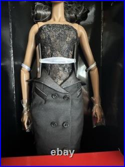 Integrity Fashion Royalty Lethal Rose Vanessa Stilettos Out Convention Doll NRFB