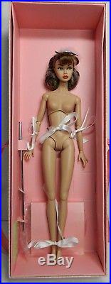 Integrity Fashion Royalty Poppy Parker Coney Island Nude Doll, New with stand