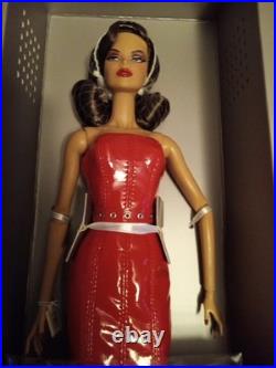 Integrity-Fashion Royalty Vanessa Perrin Retro Dimensional NRFB WithShp March Sale Integrity-Fashion Royalty Vanessa Perrin Retro Dimensional NRFB WithShp March Sale