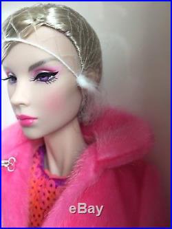 Integrity Fr 16 Tulabelle Modern Love Dressed Fashion Royalty Doll Le300 Nrfb