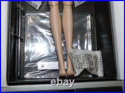 Integrity IT NRFB 2007 Fashion Royalty LUCHIA ZADRA ADDICTED Doll Style Du Jour