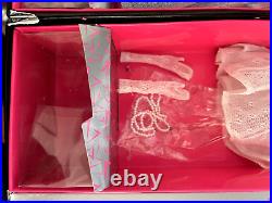 Integrity Jem & The Holograms Fashion Doll Sdcc Eiffle Tower Box Empty