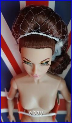 Integrity London Golden Holiday Poppy Parker Doll Nude + COA, Stand, Xtra Hands
