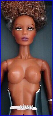 Integrity Meteor Look at Her Zuri Okoty Nude Doll + Hands, COA, Stand LE 900