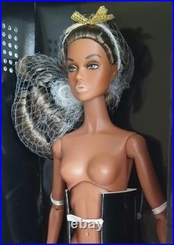 Integrity Stilettos Gold Season Poppy Parker Doll Nude + Extra Hands, Stand, COA
