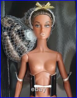 Integrity Stilettos Gold Season Poppy Parker Doll Nude + Extra Hands, Stand, COA