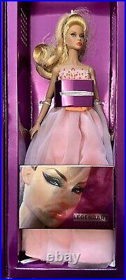 Integrity Toys 2020 25 Anniversary Convention Commanding Attention Poppy Parker