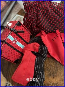 Integrity Toys Clothing And Case READ