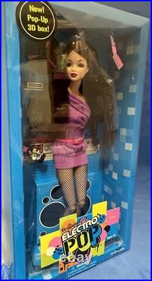 Integrity Toys Dynamite Girls Electro Pop Sooki Fashion Royalty Doll NRFB