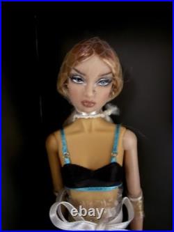 Integrity Toys Erin Salston Doll Jason Wu YRB Model Behavior NRFB 2006 NuFace