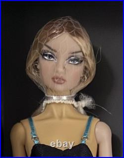 Integrity Toys Erin Salston Doll Jason Wu YRB Model Behavior NRFB 2006 NuFace