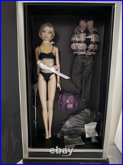 Integrity Toys Erin Salston Doll Jason Wu YRB Model Behavior NRFB 2006 NuFace