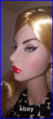 Integrity Toys-Fashion Royalty Aristocratic Baroness Agnes- NRFB WithShipr Reduced