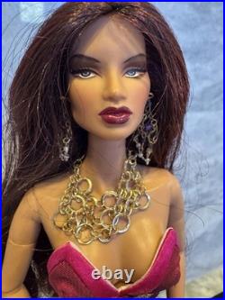 Integrity Toys Fashion Royalty Doll Natalia Fatale Behind Velvet Ropes
