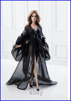 Integrity Toys Fashion Royalty Dusk In Bloom Lucia Zandra Close Up Doll NRFB