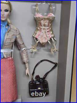 Integrity Toys Fashion Royalty Elyse Jolie Key Pieces Doll Giftset # 91392 NRFB