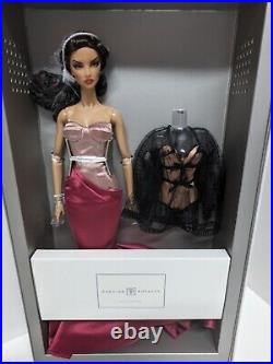 Integrity Toys Fashion Royalty Enamorada Natalia Fatale Mini Gift Set NRFB