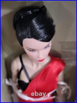 Integrity Toys Fashion Royalty FR16 Hot Blooded Elsa Lin 16 Doll NEW HTF
