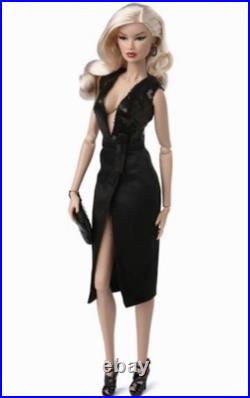 Integrity Toys Fashion Royalty Fame Fable Kyori Sato Gift Set 91370 NRFB