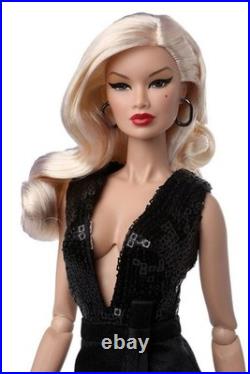 Integrity Toys Fashion Royalty Fame Fable Kyori Sato Gift Set 91370 NRFB