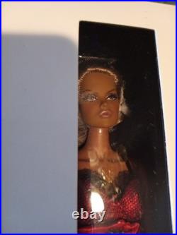 Integrity Toys-Fashion Royalty ITBE Vanessa NRFB March Madness Sale