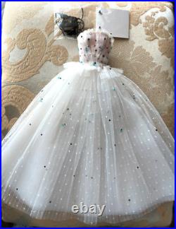 Integrity Toys Fashion Royalty Iselin outfit