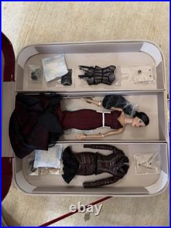 Integrity Toys Fashion Royalty J'Adore La Fête Elyse Jolie Gift Set Integrity Toys Fashion Royalty J'Adore La Fête Elyse Jolie Gift Set