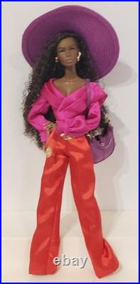 Integrity Toys/Fashion Royalty/Meteor In This Skin Zuri Okoty- Redressed