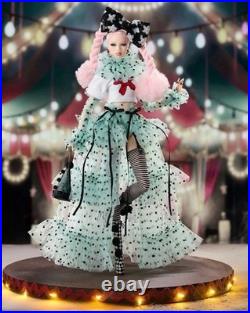 Integrity Toys Fashion Royalty Nadja Rhyme Nu Face Le Cirque Cabaret Clownesque