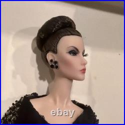 Integrity Toys Fashion Royalty Squared Most Wanted Elise Julie FR2 Doll