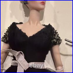 Integrity Toys Fashion Royalty Squared Most Wanted Elise Julie FR2 Doll