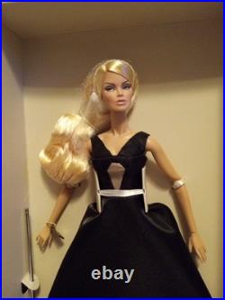 Integrity Toys-Fashion Royalty Vanessa Perrin Black-Tie Ball NRFB WithShipper