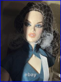 Integrity Toys Fashion reality Porcelain Beauty Kasenia 12 FR Dressed Doll LE