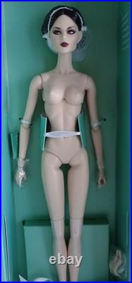 Integrity Toys Fierce Seduction Navia Phan Doll Nude + Hands, Stand, COA