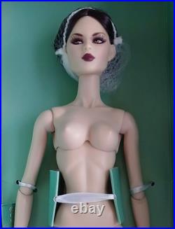 Integrity Toys Fierce Seduction Navia Phan Doll Nude + Hands, Stand, COA