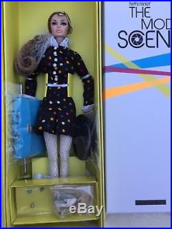 Integrity Toys Model Scene Go See! Poppy Parker Dressed Doll NRFB