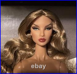 Integrity Toys Nude Bombshell Beach Natalia Fatale