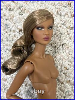 Integrity Toys Optic Gold Nadja Rhymes NuFace Doll, Nude + extra gold hands