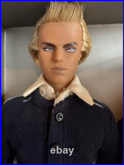 Integrity Toys Pierre DeVries Rule Breaker doll 2007 Homme Premium MINT