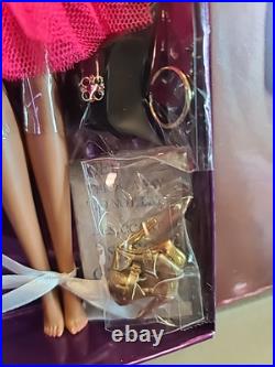 Integrity Toys The Industry Carry On Janay Doll LE 660 Legendary Conv RARE NRFB Integrity Toys The Industry Carry On Janay Doll LE 660 Legendary Conv RARE NRFB