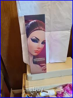 Integrity Toys The Industry Carry On Janay Doll LE 660 Legendary Conv RARE NRFB Integrity Toys The Industry Carry On Janay Doll LE 660 Legendary Conv RARE NRFB