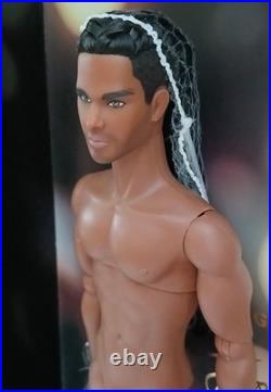 Integrity Toys X Jason Kramer Step and Repeat Keiron Morel Doll Nude + Stand
