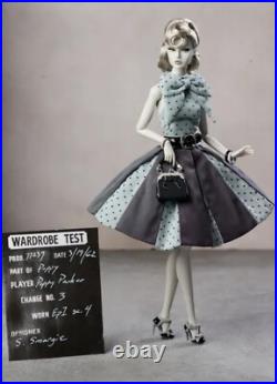 Integrity WE LOVE POPPY PARKER STAY TUNED Doll Gray Tone Original Shipper