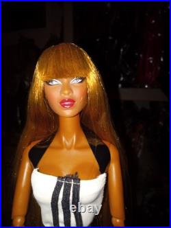 Integrity toys fashion royalty dolls