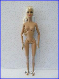 Ipanema Intrigue Poppy Parker Nude With Stand & Coa Integrity Toys New Hispanic